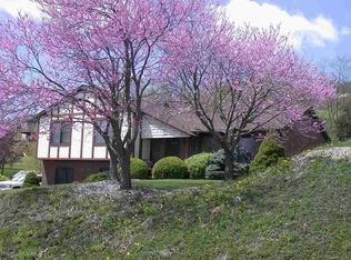 134 Valley View Ave, Mount Sidney, VA