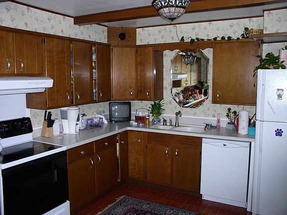3rd image of 9 Vincent St