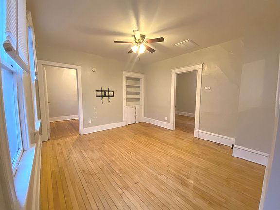 3rd image of 2563 N Bartlett Ave #C