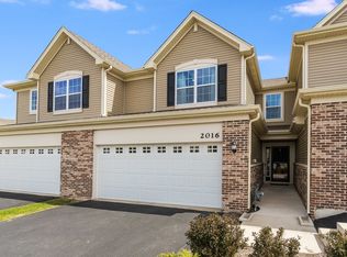 2016 Pembridge Ln, Joliet, IL 60431