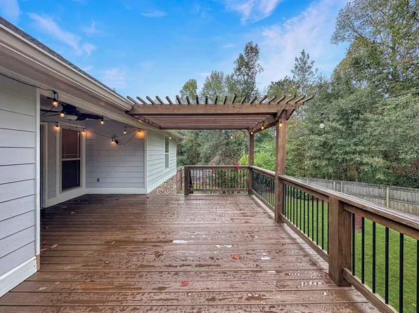 623 Lee Road 450, Phenix City, AL 36870