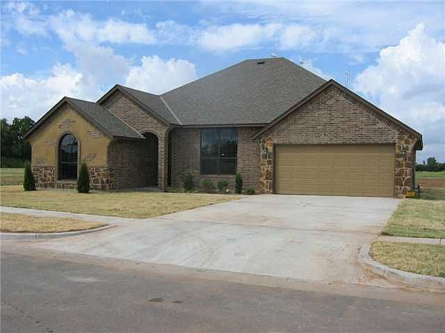 Home for Sale in Oklahoma City, Oklahoma $183,300