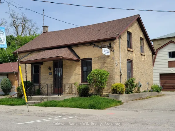 120 King St, Minto, ON N0G 2P0