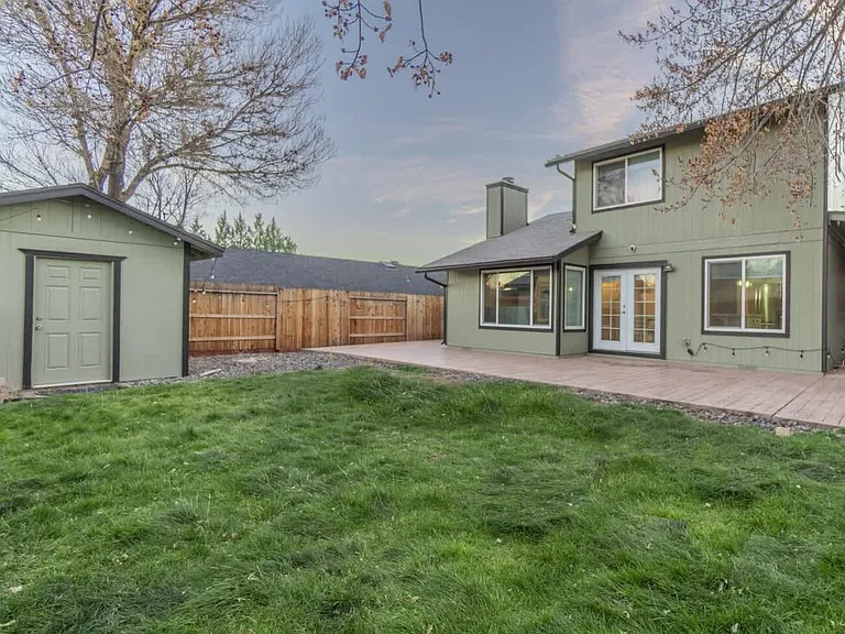 Enchanted Valley Dr — Photo 20