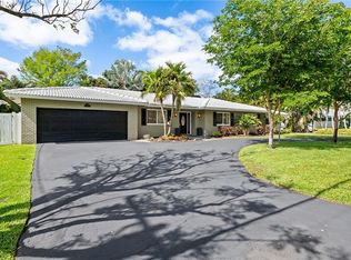 741 W Tropical Way, Plantation, FL 33317