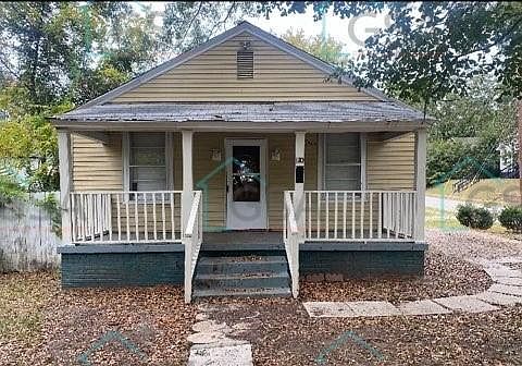 1st image of 110 Camp St