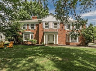 38 Lyman Cir, Shaker Heights, OH