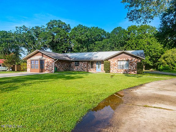 5th image of 213 W MIMOSA Drive