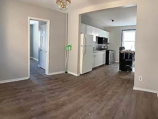 2nd image of 1217 Ovington Ave #3