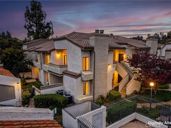 69 Brownfield Ln, Pomona, CA 91766