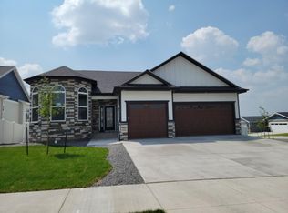 5401 Opal Dr, Cheyenne, WY 82009