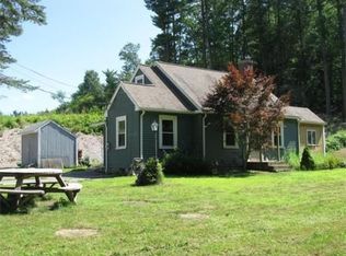 525 Quinapoxet St, Jefferson, MA 01520