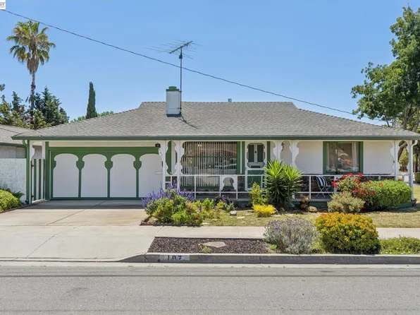 107 Virginia St, Hayward, CA 94544