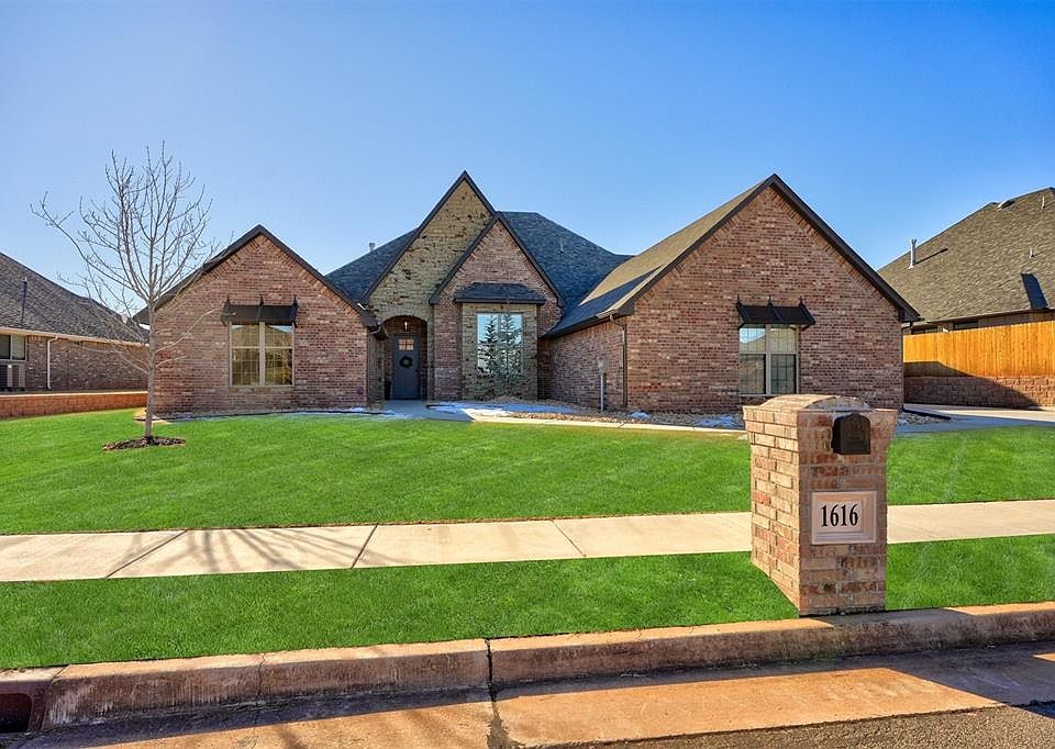 1st image of 1616 Thornbrooke Blvd