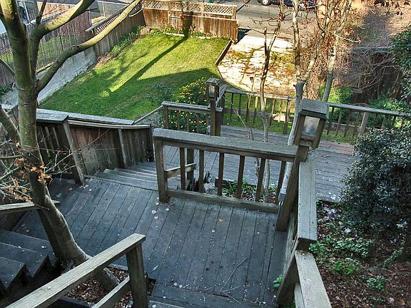 Entertain on Private Decks