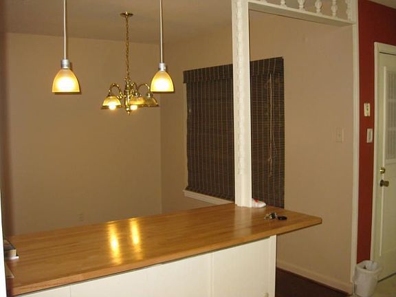 4th image of 5930 Norvel Dr