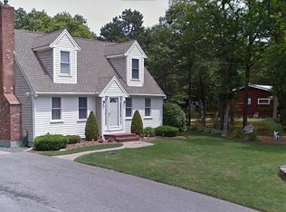 36 Cammett Ln, Marstons Mills, MA 02648