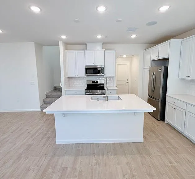 1509 Vintage Ln — Photo 4