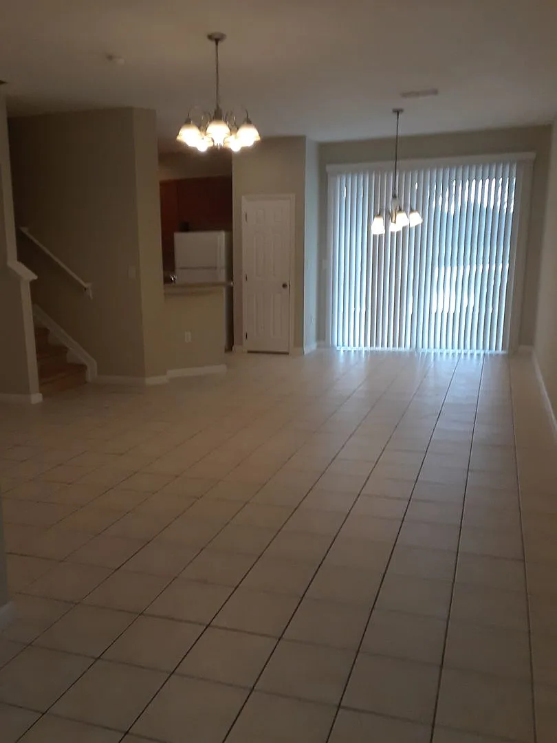 4 Bedrooms 3 Bath Townhome with Water View in Travalgar Village, Kissimmee! — Photo 3