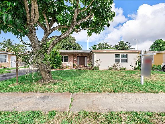 2nd image of 3451 NW 43rd Pl
