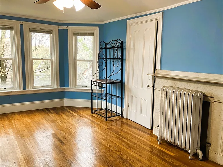 66 Maple St #3 — Photo 3