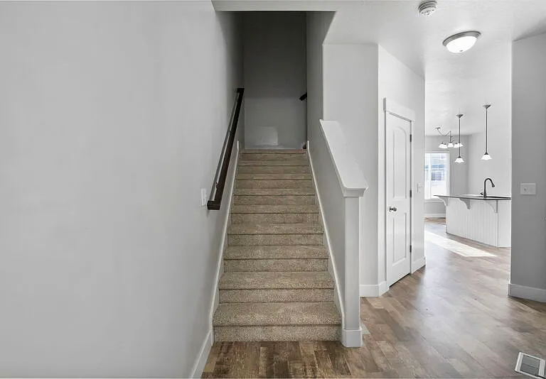 219 W Silver Springs Dr #OVER DOOR — Photo 10
