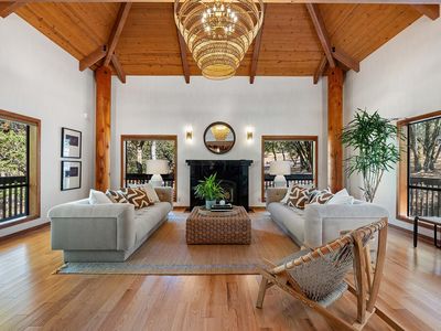 865 White Oak Drive, Santa Rosa, CA, 95409