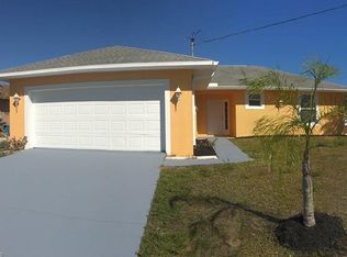 1213 Cordoba St E, Lehigh Acres, FL 33974