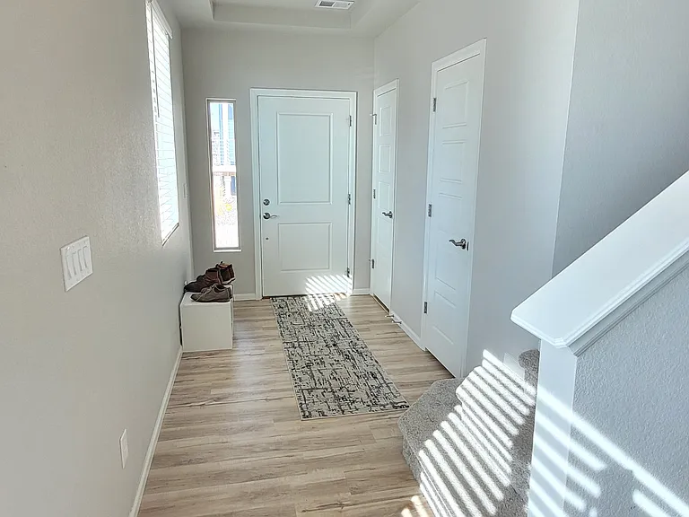 9172 Baltin Ct — Photo 3