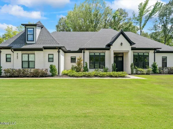 8285 Hidden Hollow Ln, Hernando, MS 38632