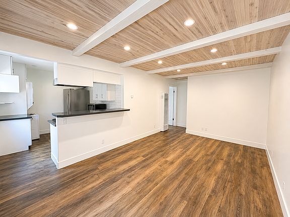 2nd image of 503 N Elena Ave APT B