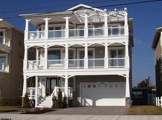 1113 Ocean Ave, Brigantine, NJ 08203