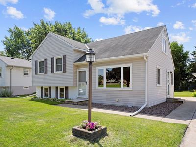 2083 Sunnyside Ter, New Brighton, MN, 55112