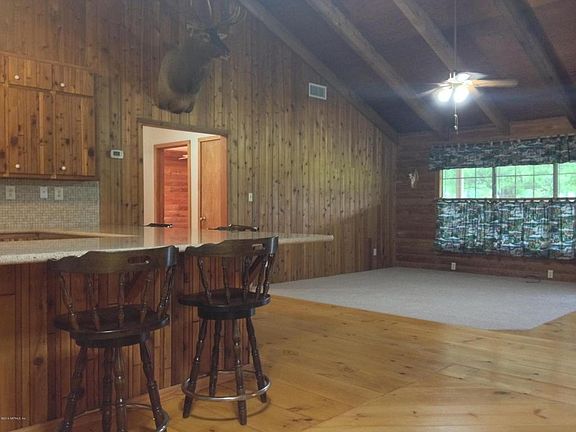5th image of 20518 Gorden Hill Ln S