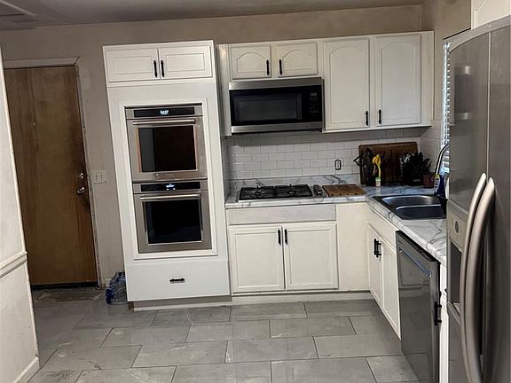 3rd image of 4308 Sulla Dr