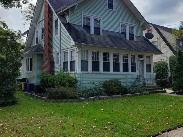 6528 Collins Ave, Pennsauken, NJ 08109