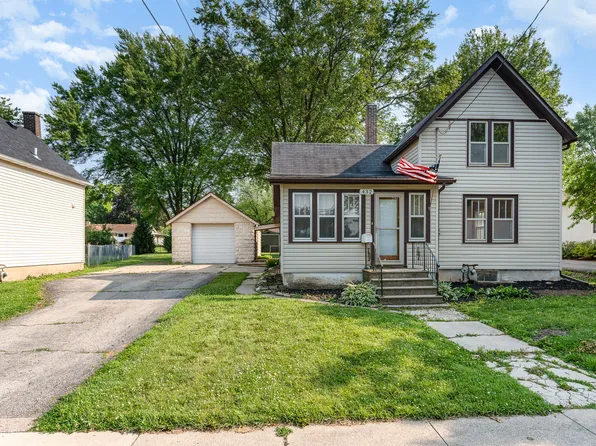 432 E Elm St, Sycamore, IL 60178