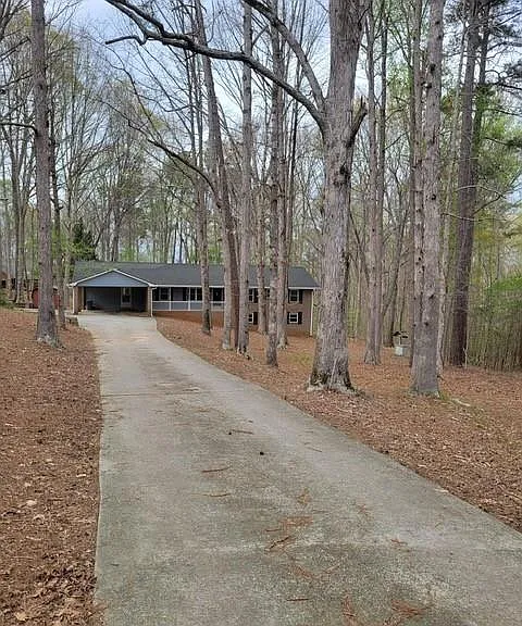 3370 Westbrook Rd — Photo 2