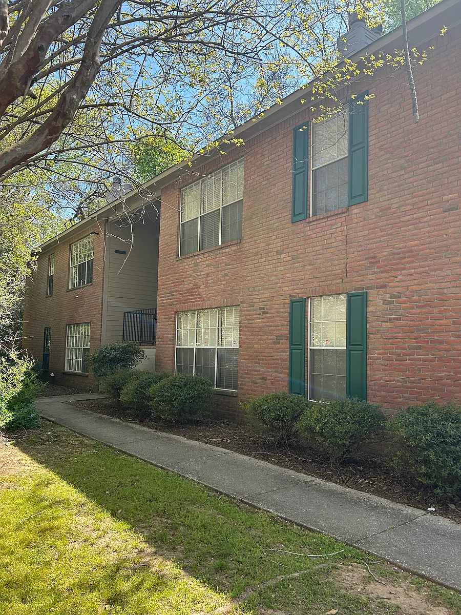 Building Photo - 2528 College St #2549