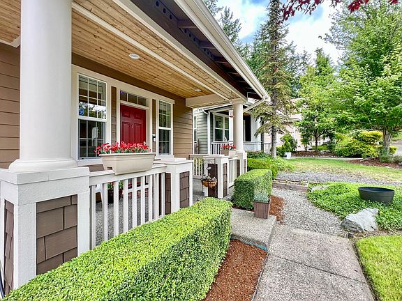 4th image of 2211 240th Ave SE