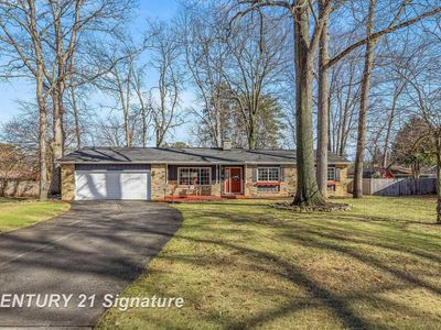 1181 Curwood Rd, Saginaw, MI, 48609