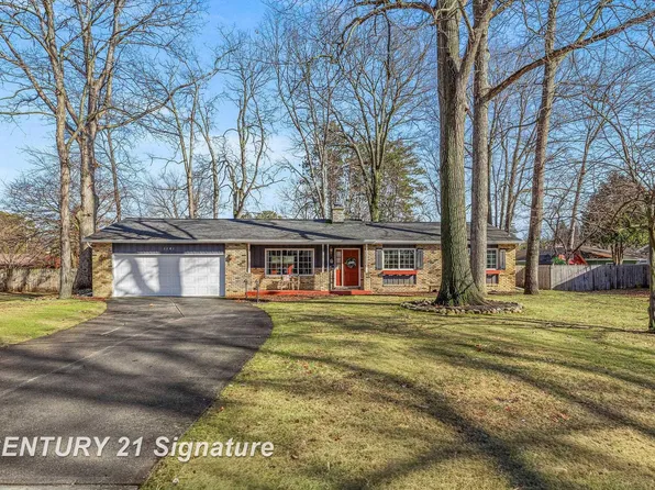1181 Curwood Rd, Saginaw, MI 48609