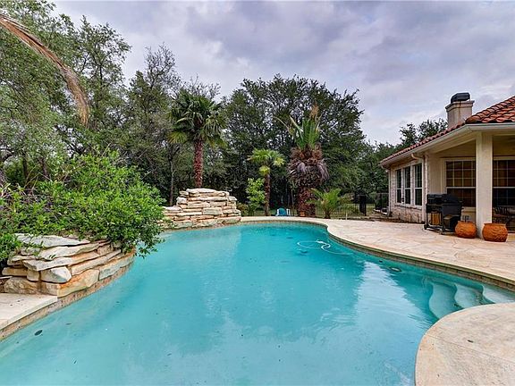 3rd image of 5700 Laguna Cliff Ln