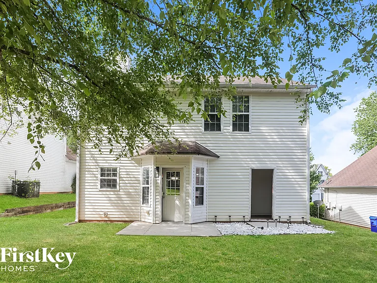 7008 Setters Way — Photo 14