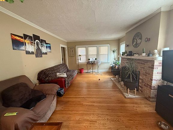 4th image of 1722 Hancock St