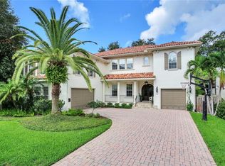 637 Riviera Dr, Tampa, FL 33606