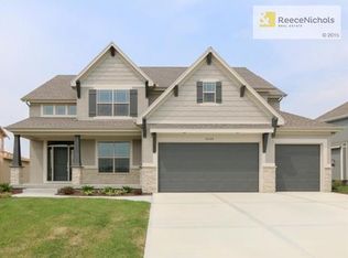 8208 W 166th St, Overland Park, KS 66085