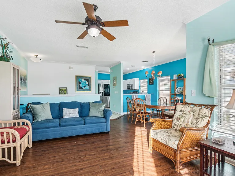 2919 S Fletcher Ave — Photo 15