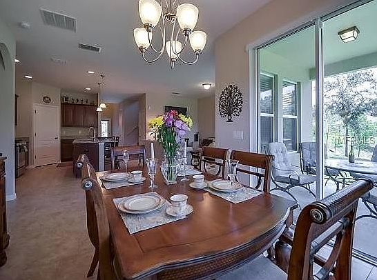 4th image of 1067 Flagstone Ct