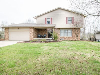 632 Ridgeview Ln, Columbus, IN, 47201